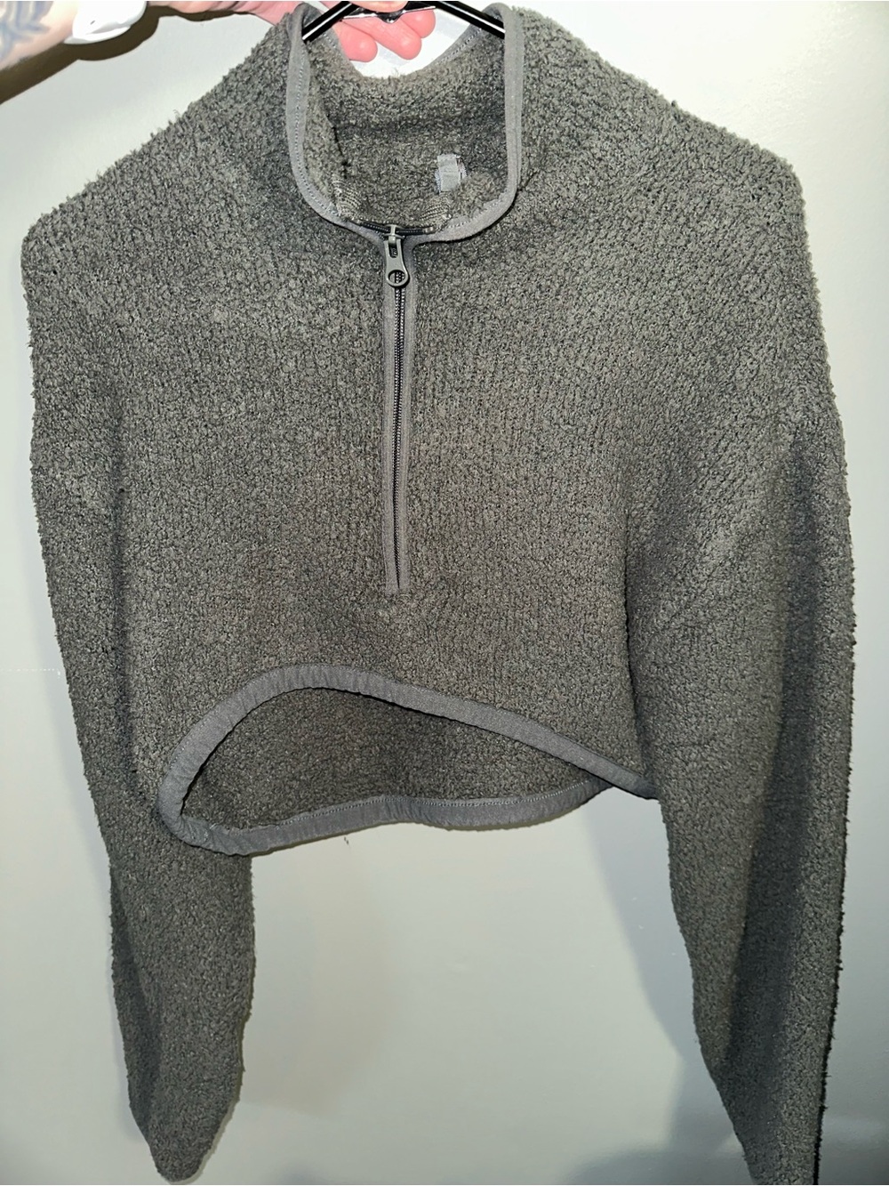 GUC Skims XXS/XS green fuzzy cropped pullover